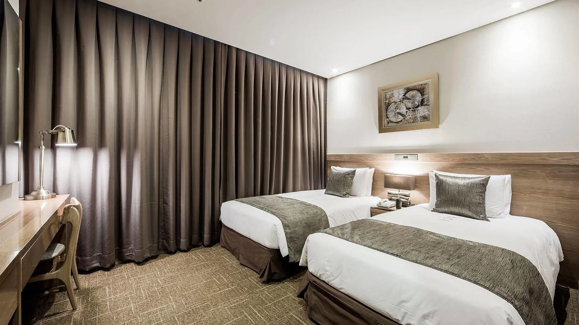 ****  Golden Seoul Hotel South Korea